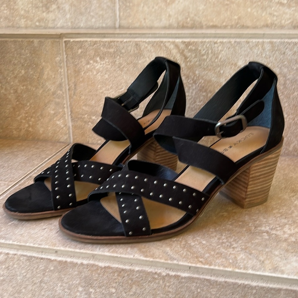 Lucky Brand Kesey Sandal, black suede, size 9.5